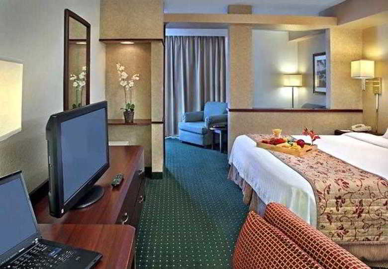 Hotel Fairfield Inn And Suites By Marriott Palm Beach