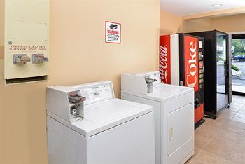 Motel Americas Best Value Inn Cheshire