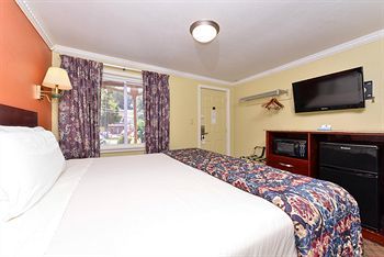 Motel Americas Best Value Inn Cheshire