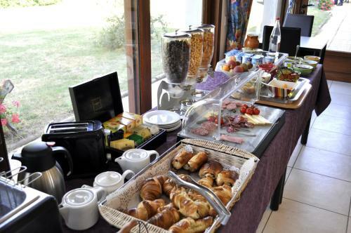 Hotel Logis Le Relais De Pouilly