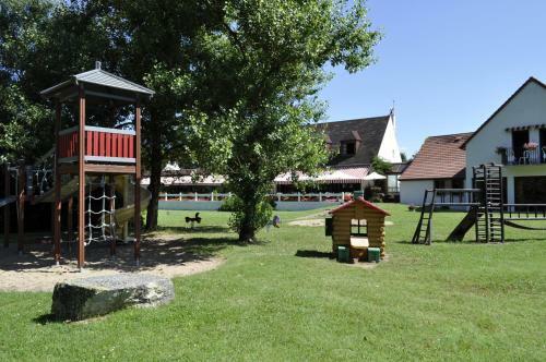 Hotel Logis Le Relais De Pouilly