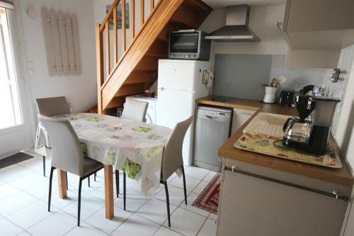 Belle Villa 5 Couchages Terrasse Sud Parking Dans R�sidence S�curis�e Piscine Commune 400m De La Mer Lrjp102