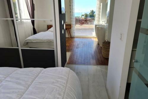 Villa Individuelle Avec Piscine Priv�e Chauff�e Proche Commerces Et Plage