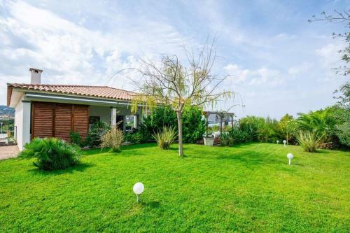 Villa Individuelle Avec Piscine Priv�e Chauff�e Proche Commerces Et Plage