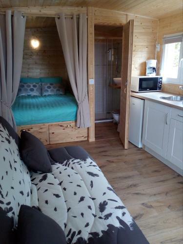 Bed & Breakfast Les Cabanes De Gros Bois