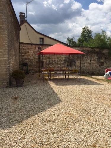 La Maison de Lucien, G�te Au C?ur Du Vignoble Chablisien