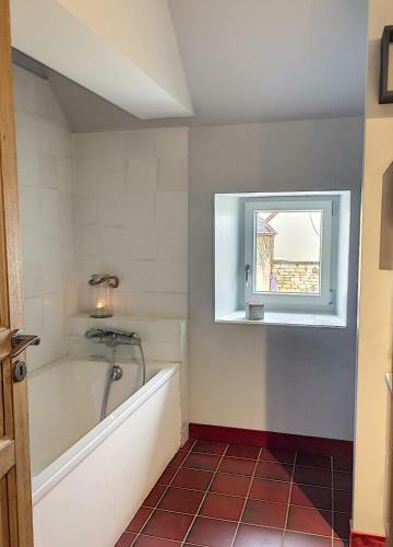 La Maison de Lucien, G�te Au C?ur Du Vignoble Chablisien