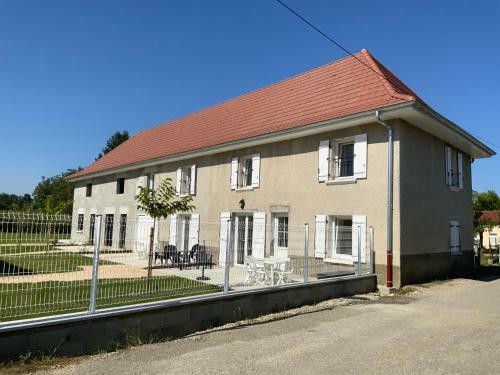 Apartamento Aux Champs Pressinois