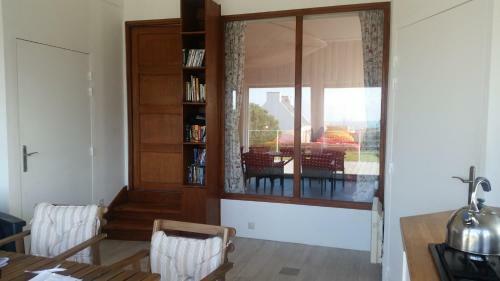 G�te 3*** Vue Sur Mer, Pointe Du Raz Et Terrasse