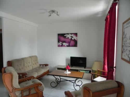 G�te Proissans, 5 Pi�ces, 8 Personnes - Fr-1-616-191