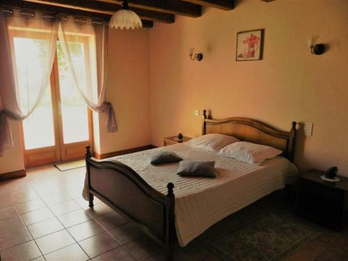 G�te Proissans, 4 Pi�ces, 6 Personnes - Fr-1-616-178