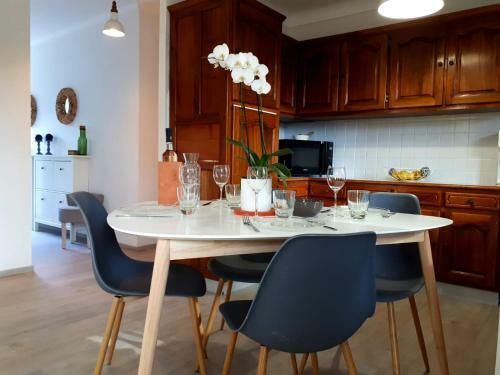 Escapade En Provence, Bord De Mer � 10 Minutes