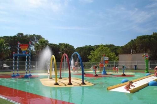 Ch�let Dans Parc De Loisirs 5 �toiles