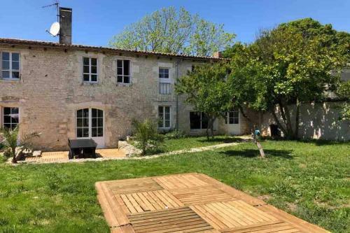 Ancien Corps de Ferme 19 Si�cle R�nov� 235m