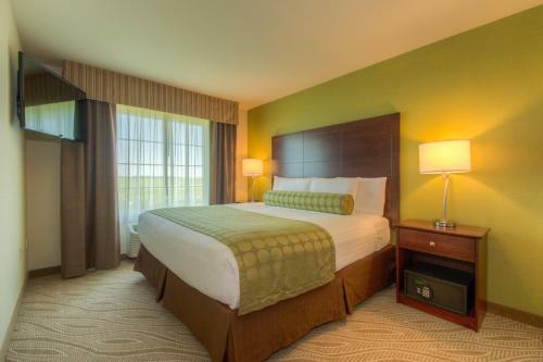 Hotel Cobblestone Inn And Suites