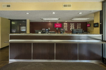 Hotel Red Roof Plus Wilmington