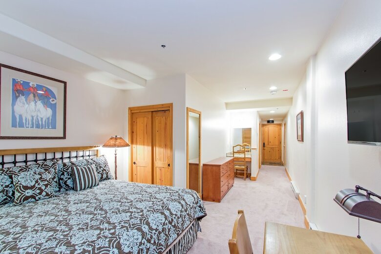 Bear Creek Lodge