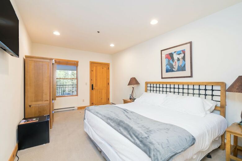 Bear Creek Lodge