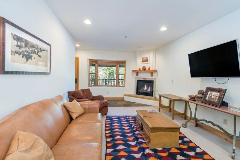 Bear Creek Lodge