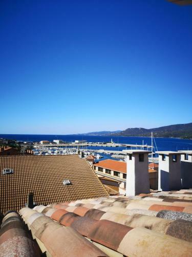 Apartamento T3 Sur Les Toits De Propriano