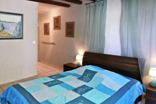Holiday Home, Puym�ras