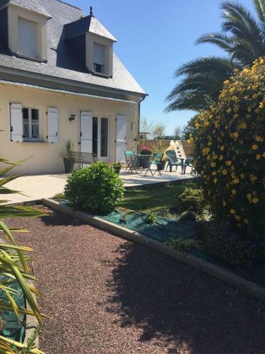 Bed & Breakfast C�t� Jardin Des Charmilles