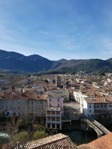 Bed & Breakfast Mountain View Townhouse Quillan