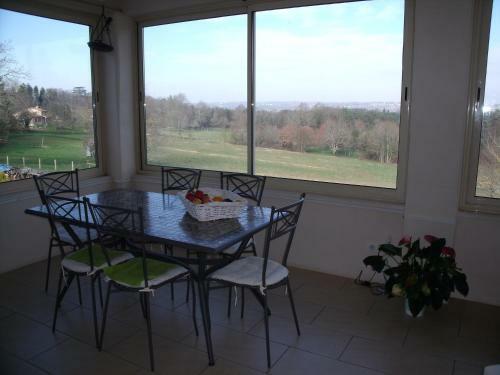 Bed & Breakfast Chambre & Table D'h�tes Le Clos De Rapevache