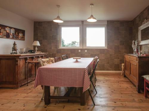 Tasteful Chalet In Raon L`etape With Barbecue
