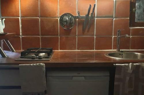 La Petite Maison Dans Le Maquis