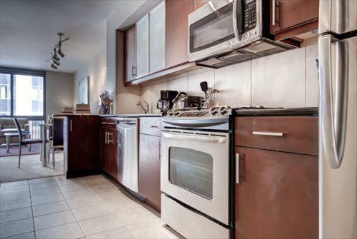 Apartamentos Churchill At Newseum Residences