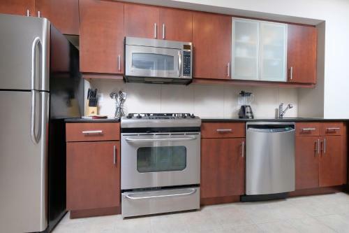 Apartamentos Churchill At Newseum Residences
