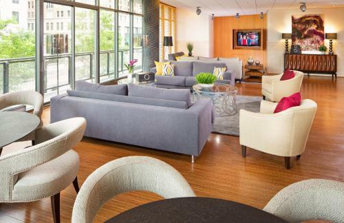 Apartamentos Churchill At Newseum Residences