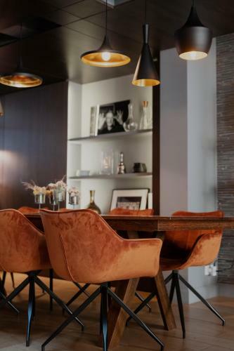 L?atelier 1927, Au C?ur De Reims