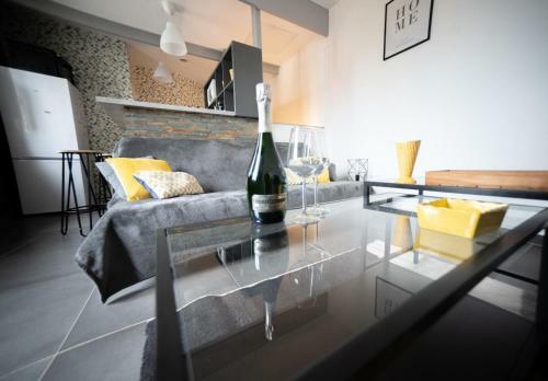 Apartamento Charme De Lucie Yourhosthelper