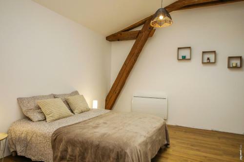 Loft Spacieux - Piscine - 220m2 - Calme