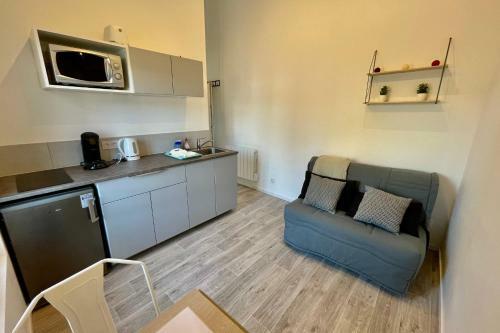 Apartamento New Fully Equipped Studio Near Train Station