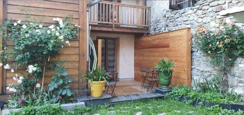 Hostal La Source