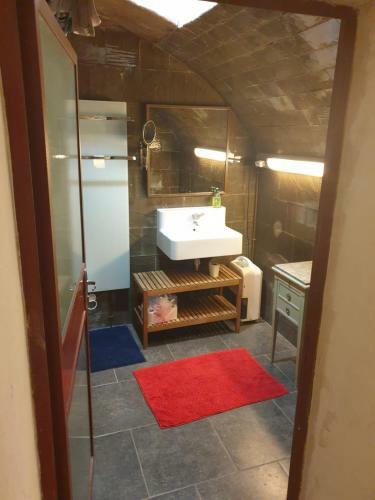 Bed & Breakfast La Villageoise, Ancienne Bergerie Troglodyte