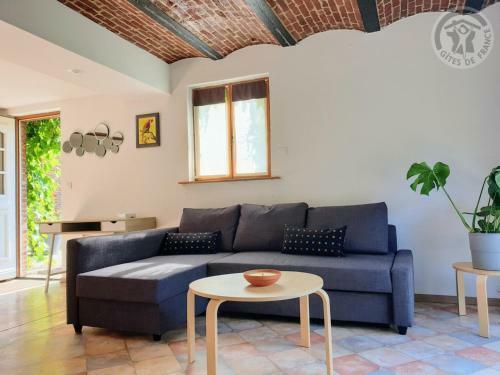 G�te Romeries, 3 Pi�ces, 4 Personnes - Fr-1-510-146