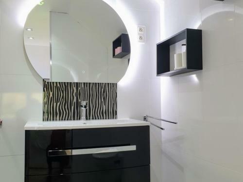 G�te Romeries, 3 Pi�ces, 4 Personnes - Fr-1-510-146