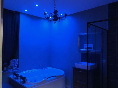 Bed & Breakfast Manoir Aux Trois Charmes