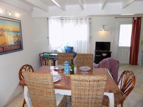 Villa Ronce-les-bains - Petite Maison de Vacances - Proche Marche Et Plage