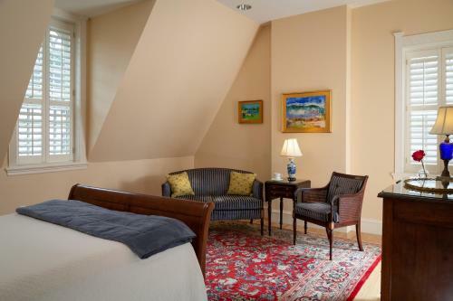 Bed & Breakfast Embassy Circle Guest House