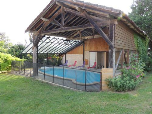 Hostal Chambres D'h�tes Au Goutt�
