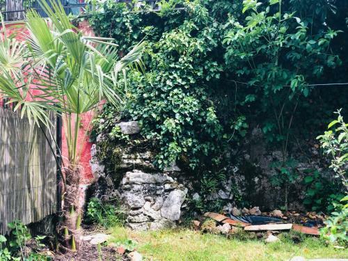 G�te Tanagra : Maison Avec Piscine Et Vue Exceptionnelle
