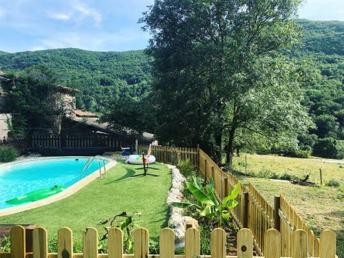 G�te Tanagra : Maison Avec Piscine Et Vue Exceptionnelle