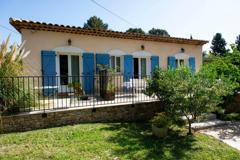 Bed & Breakfast Les Manaux En Provence