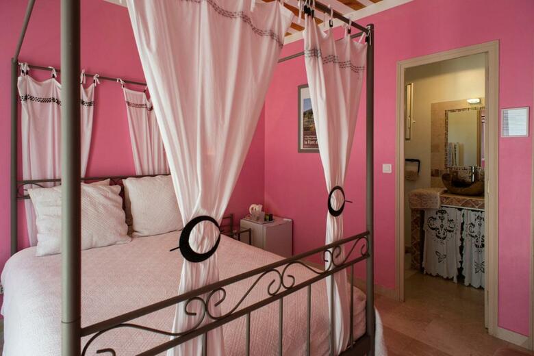 Bed & Breakfast Les Manaux En Provence