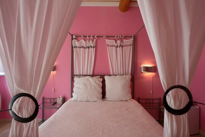 Bed & Breakfast Les Manaux En Provence